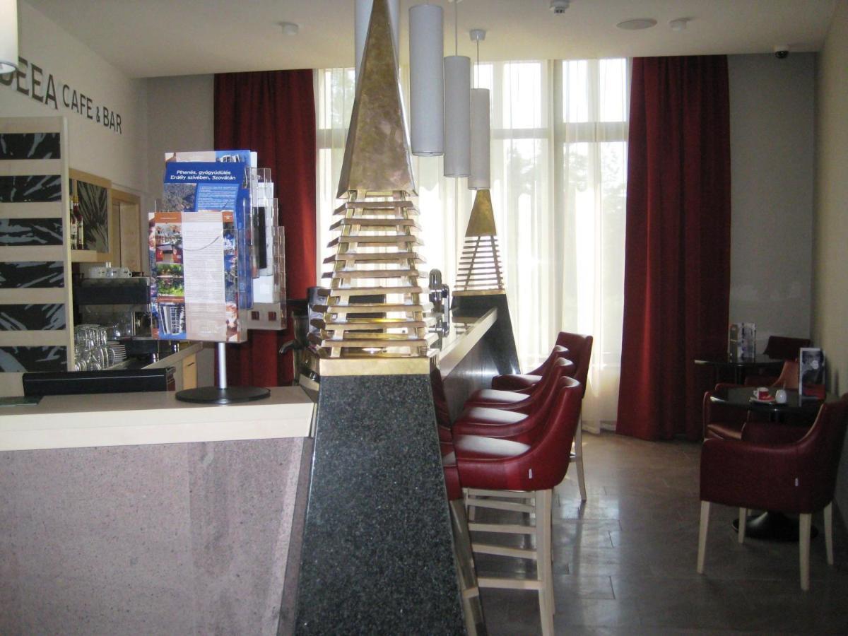 Ensana Bradet Hotel Sovata Exterior photo